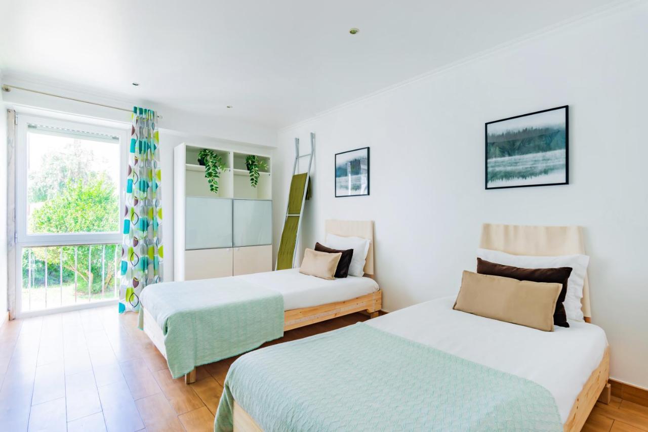 Santo Amaro Beach Family Stays Oeiras Bagian luar foto