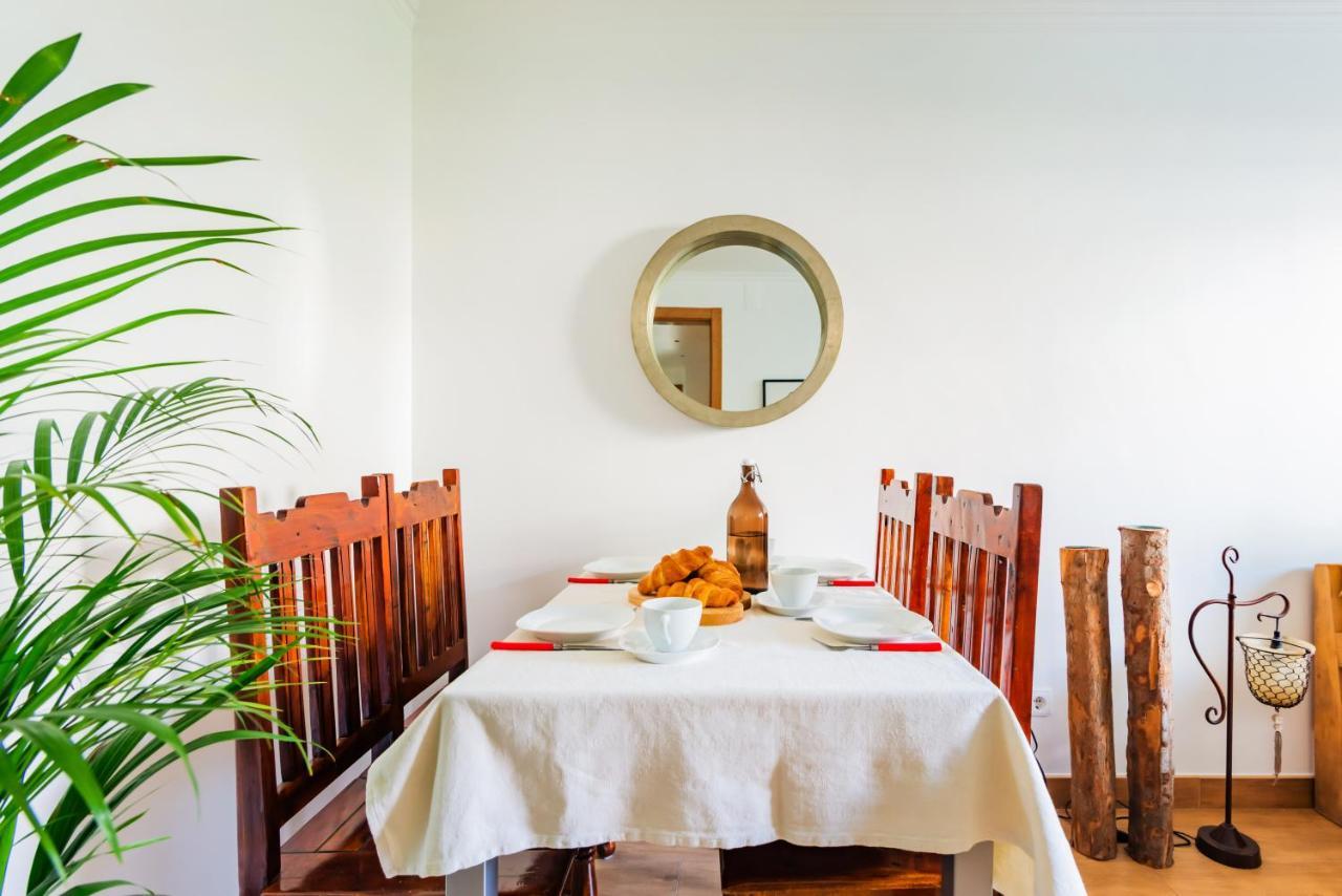 Santo Amaro Beach Family Stays Oeiras Bagian luar foto
