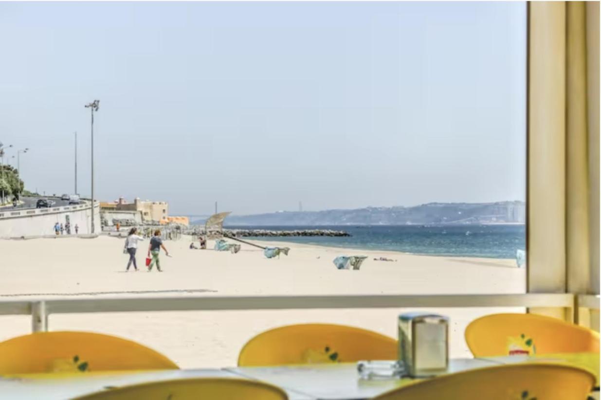 Santo Amaro Beach Family Stays Oeiras Bagian luar foto
